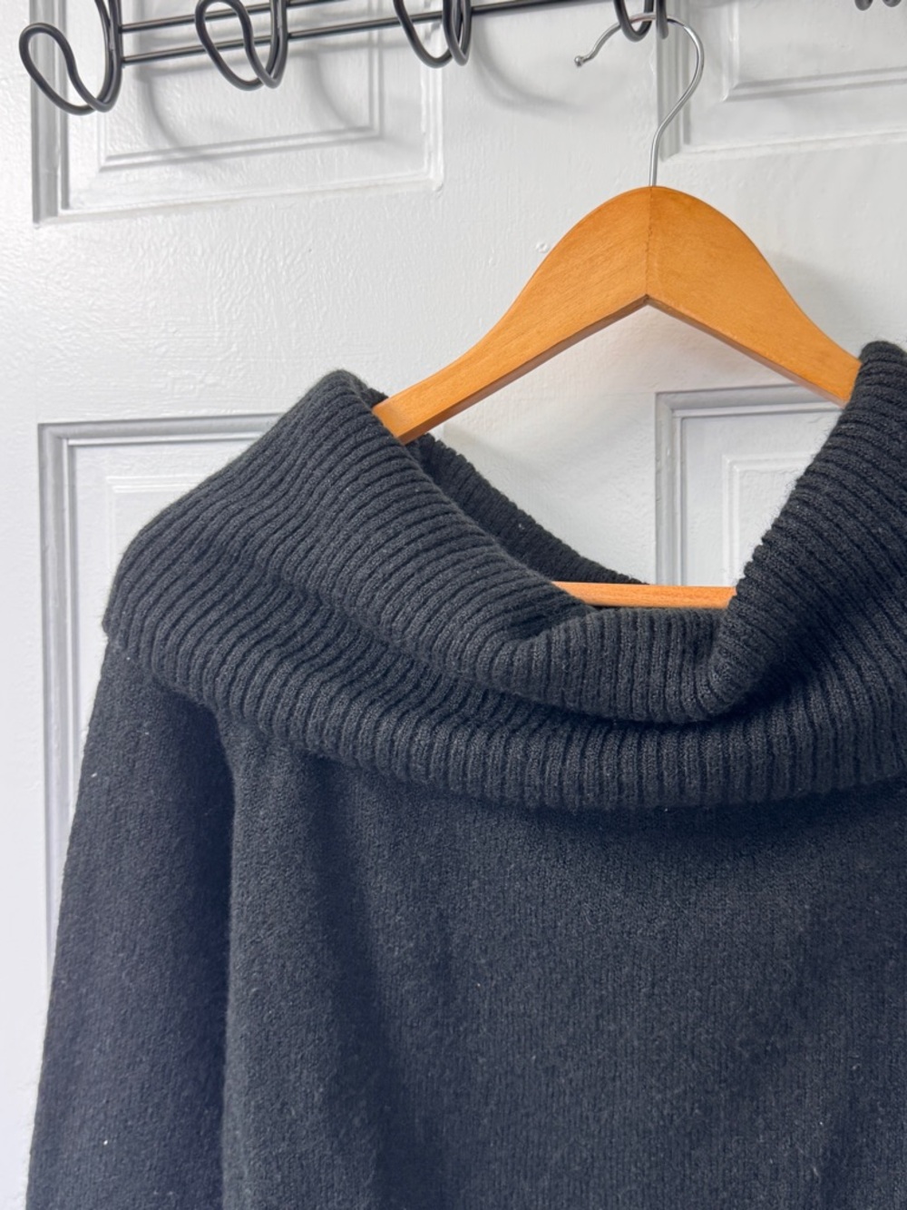 H&M Divided Black Off-Shoulder Ribbed Sweater - Picture 4 of 6